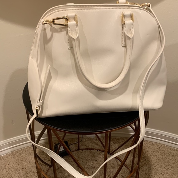 Robinson Saffiano Open-Top Dome Satchel Bag - Picture 9 of 12